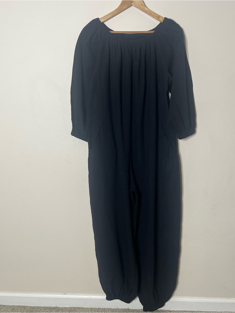 Women’s Black Off-Shoulder Relaxed Fit Wide‎ Leg Pockets Jumpsuit Sz L